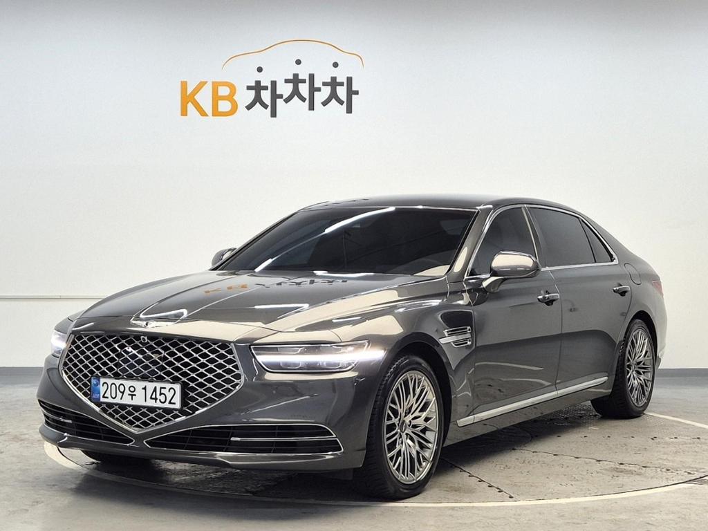2021 GENESIS G90 