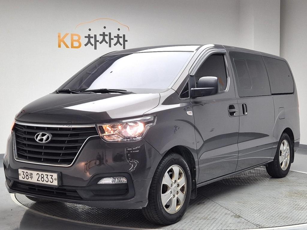 2019 HYUNDAI THE NEW GRAND STAREX 