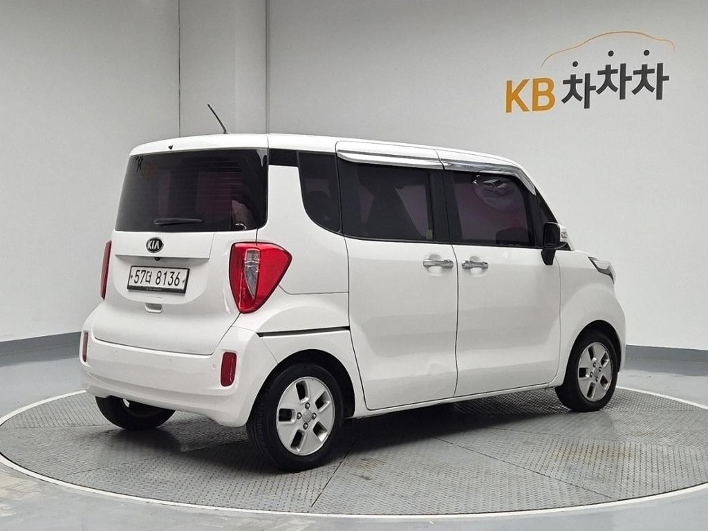 2017 KIA RAY 
