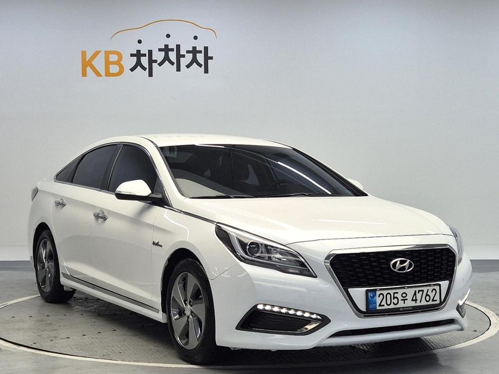 2016 HYUNDAI LF SONATA HYBRID 