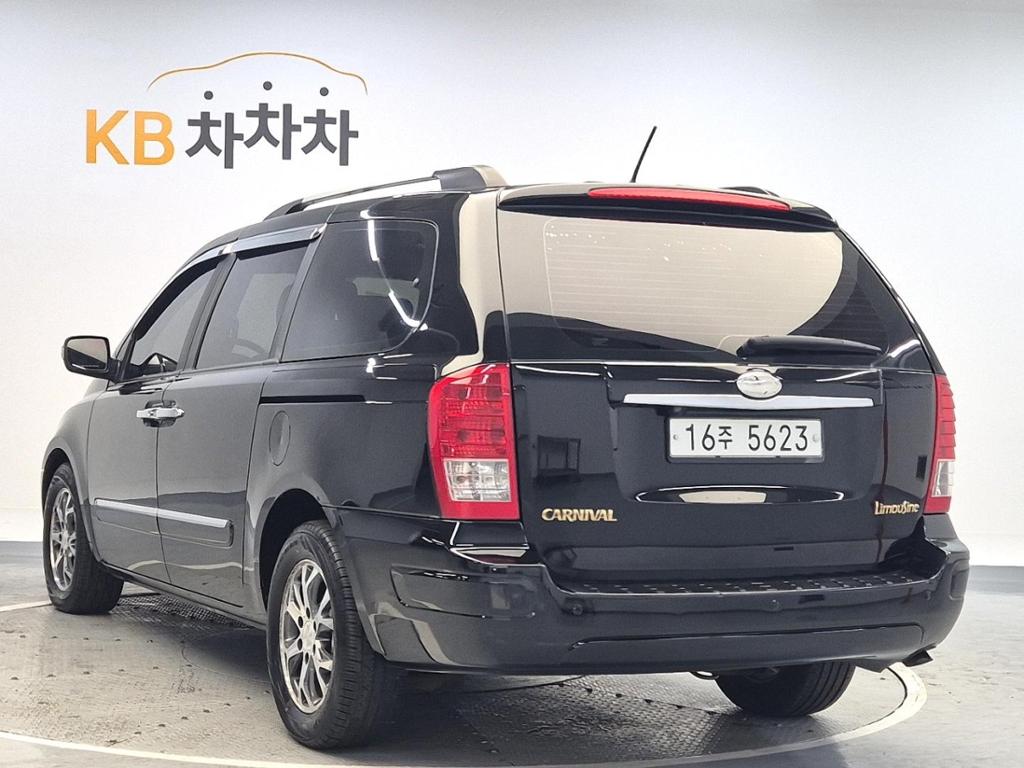 2014 KIA CARNIVAL R 