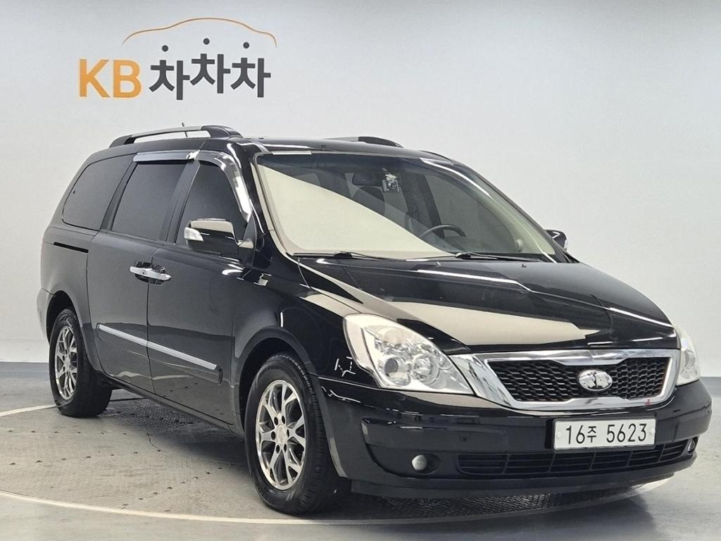 2014 KIA CARNIVAL R 