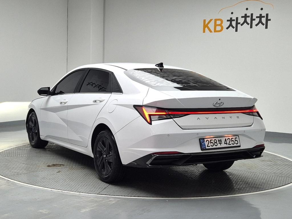 2021 HYUNDAI AVANTE (CN7) 