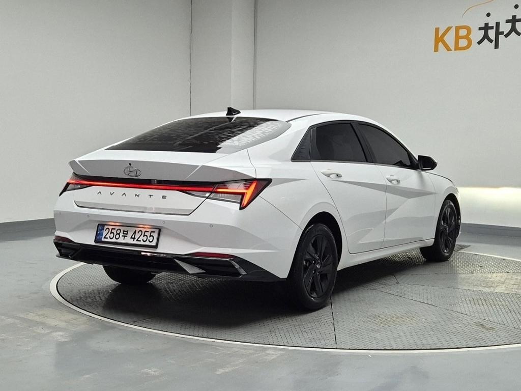 2021 HYUNDAI AVANTE (CN7) 