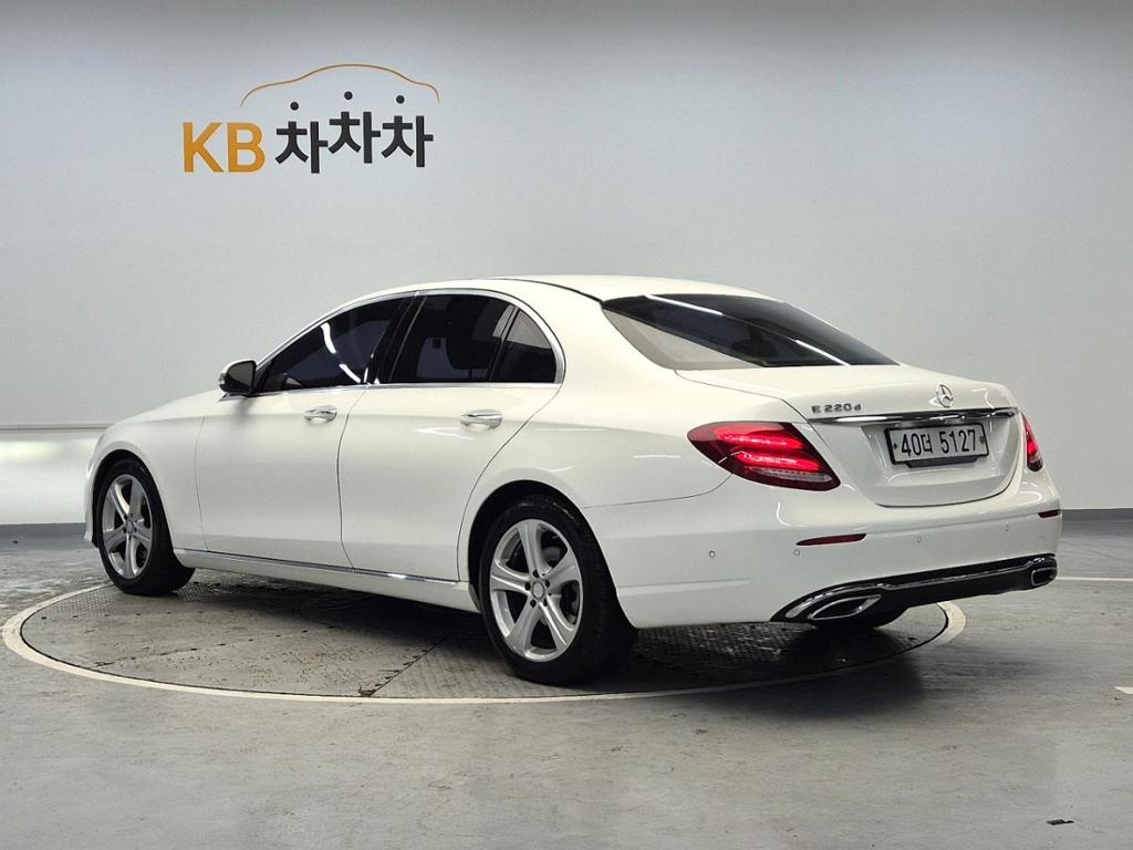 2017 BENZ E CLASS (5Gen) 