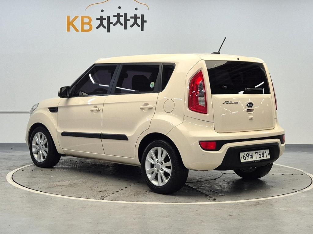 2012 KIA SOUL 