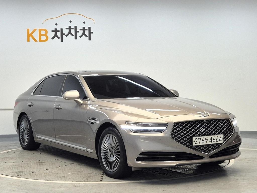 2019 GENESIS G90 