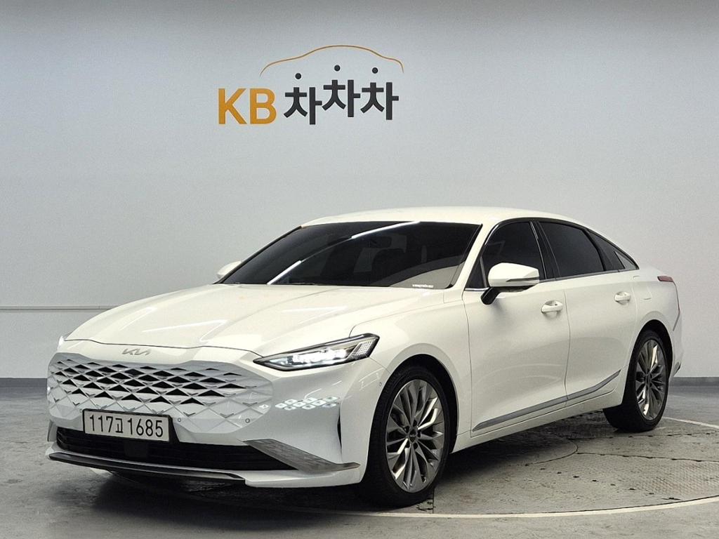 2022 KIA K8 