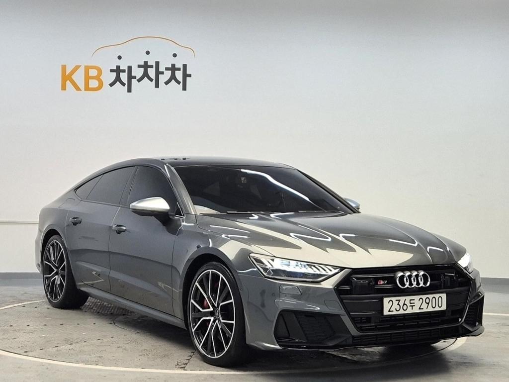 2021 AUDI S7 (2Gen) 