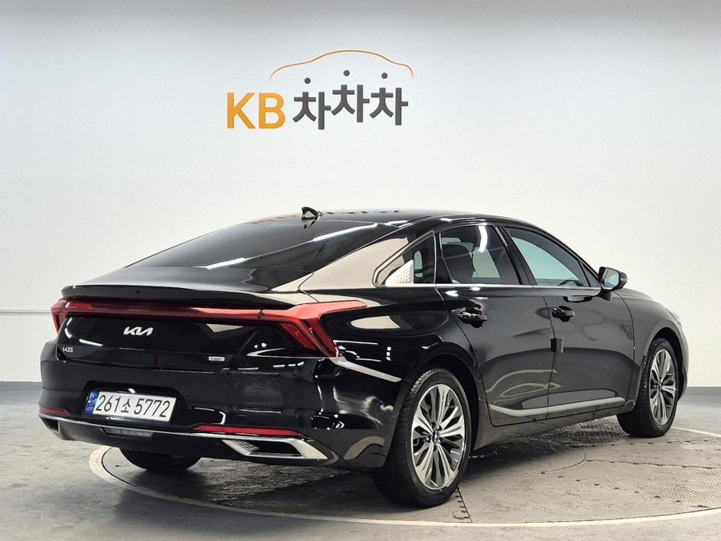 2023 KIA K8 HYBRID 