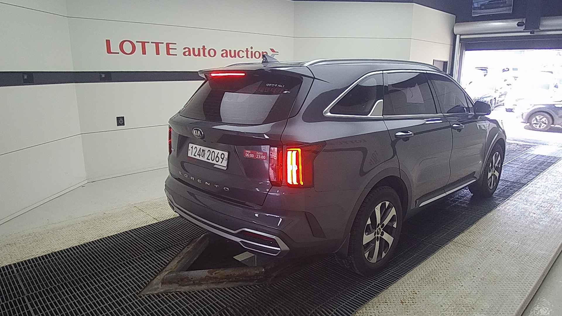 2021 KIA SORENTO (MQ4) D2.2 4WD Prestige