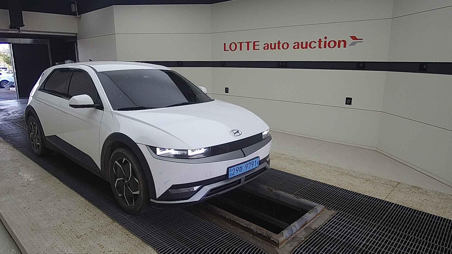 2022 HYUNDAI IONIQ5 EV AWD Long Range Exclusive