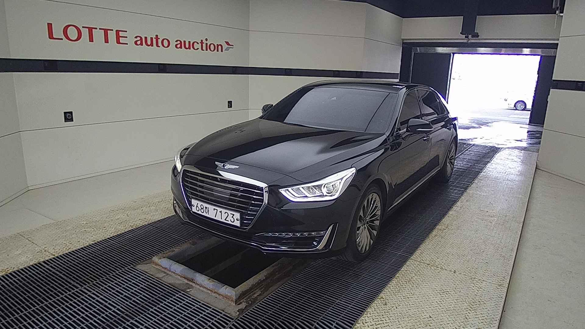 2016 GENESIS EQ900 3.8 GDi AWD Prestige
