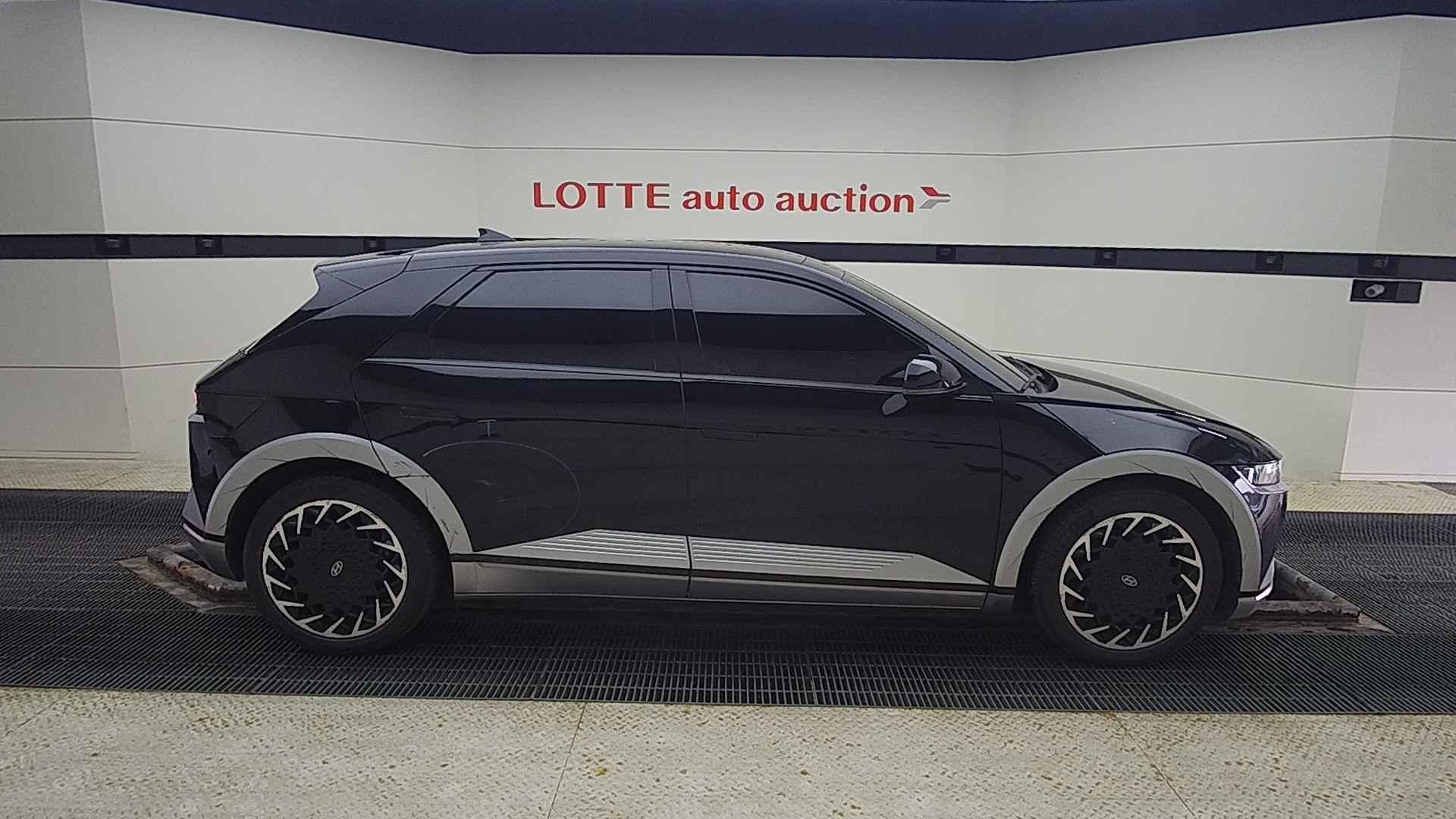 2022 HYUNDAI IONIQ5 EV AWD Long Range Prestige