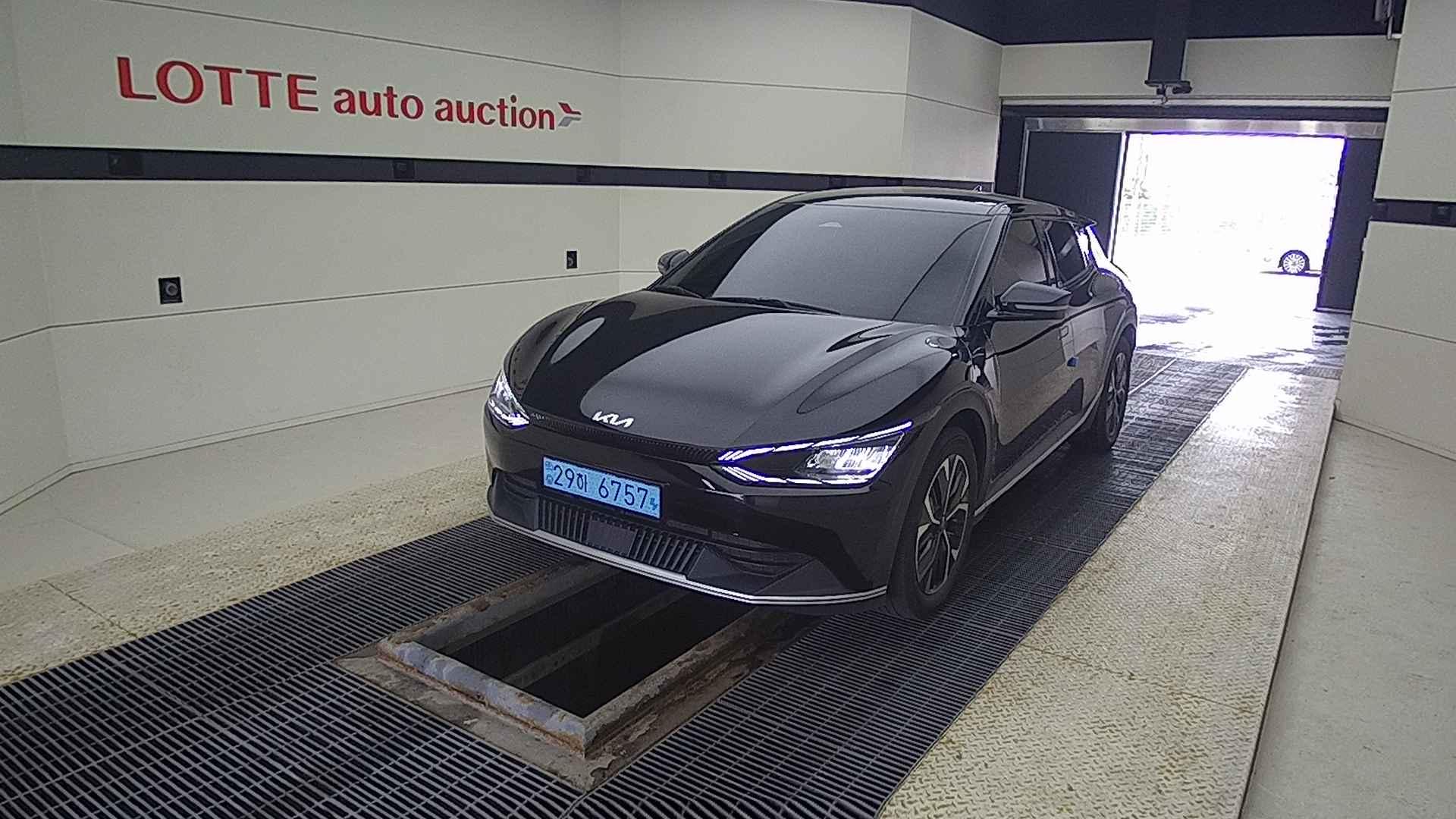 2022 KIA EV6 Long Range 2WD Air
