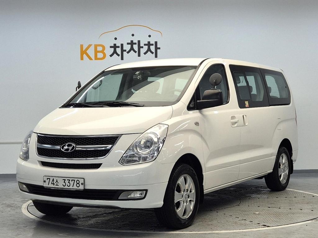 2014 HYUNDAI GRAND STAREX 