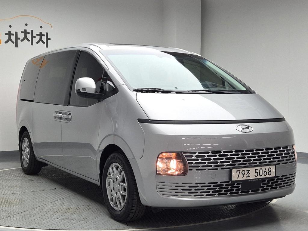 2022 HYUNDAI STARIA 