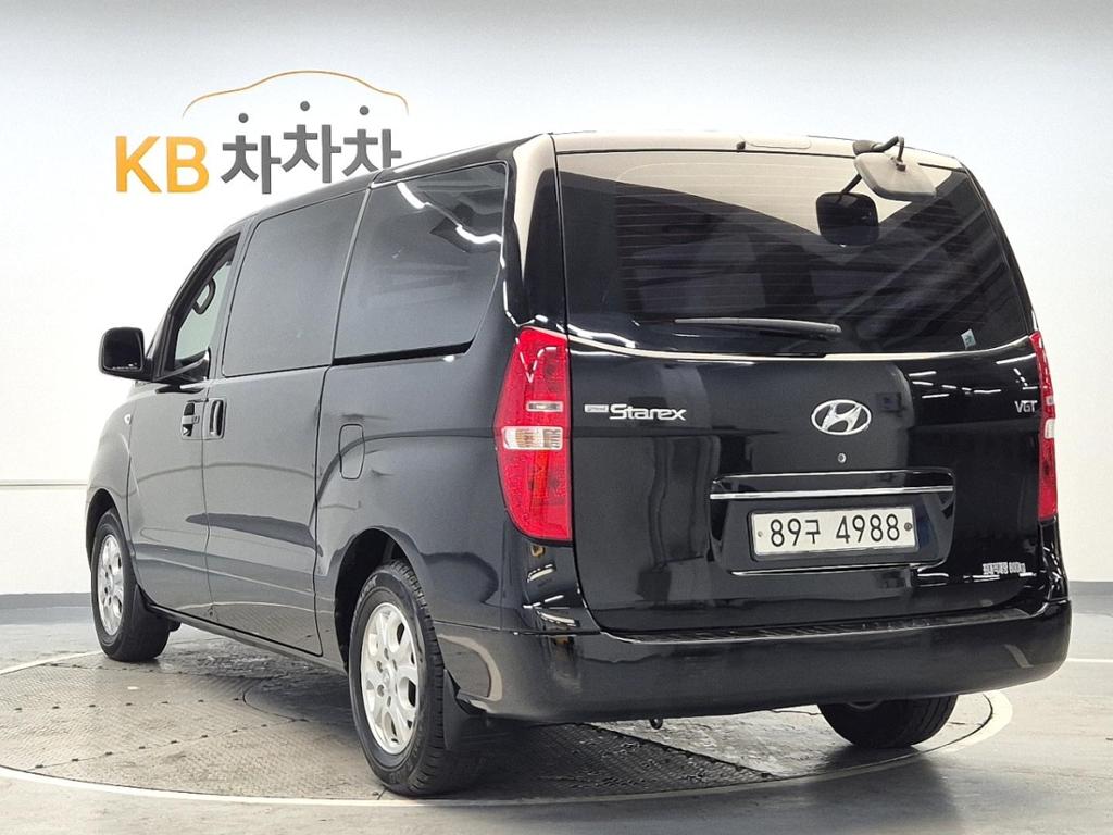 2015 HYUNDAI GRAND STAREX 