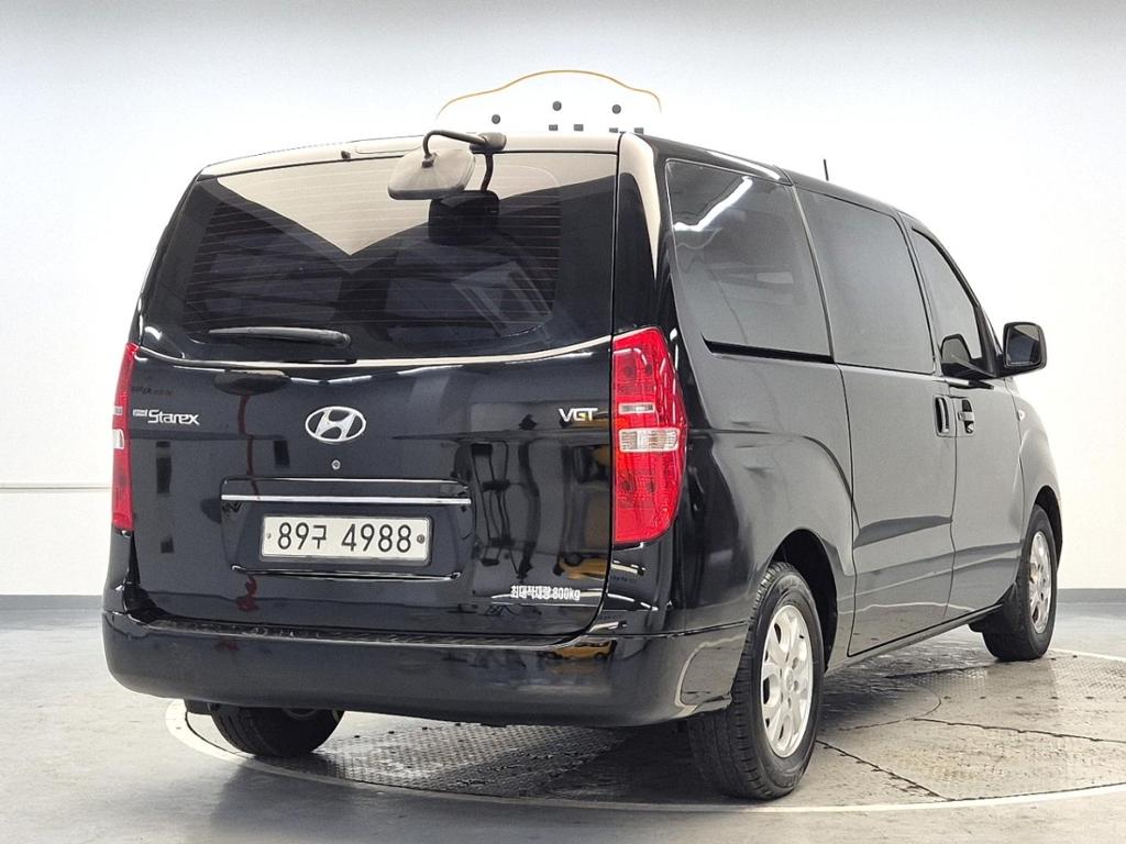 2015 HYUNDAI GRAND STAREX 