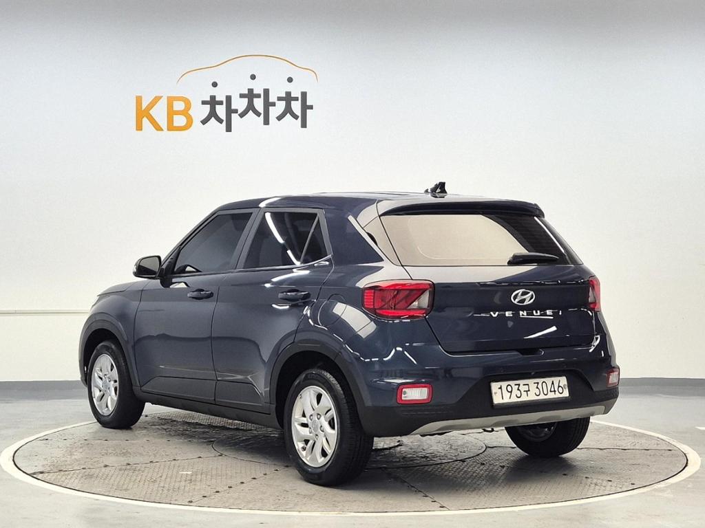 2020 HYUNDAI VENUE 