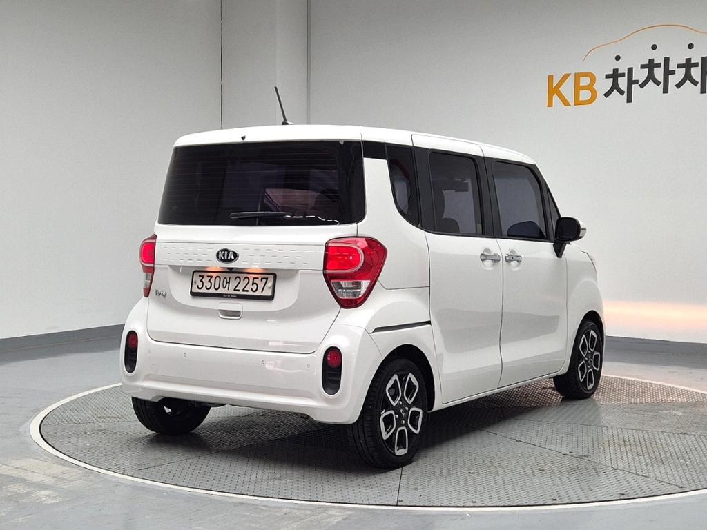 2018 KIA THE NEW RAY 