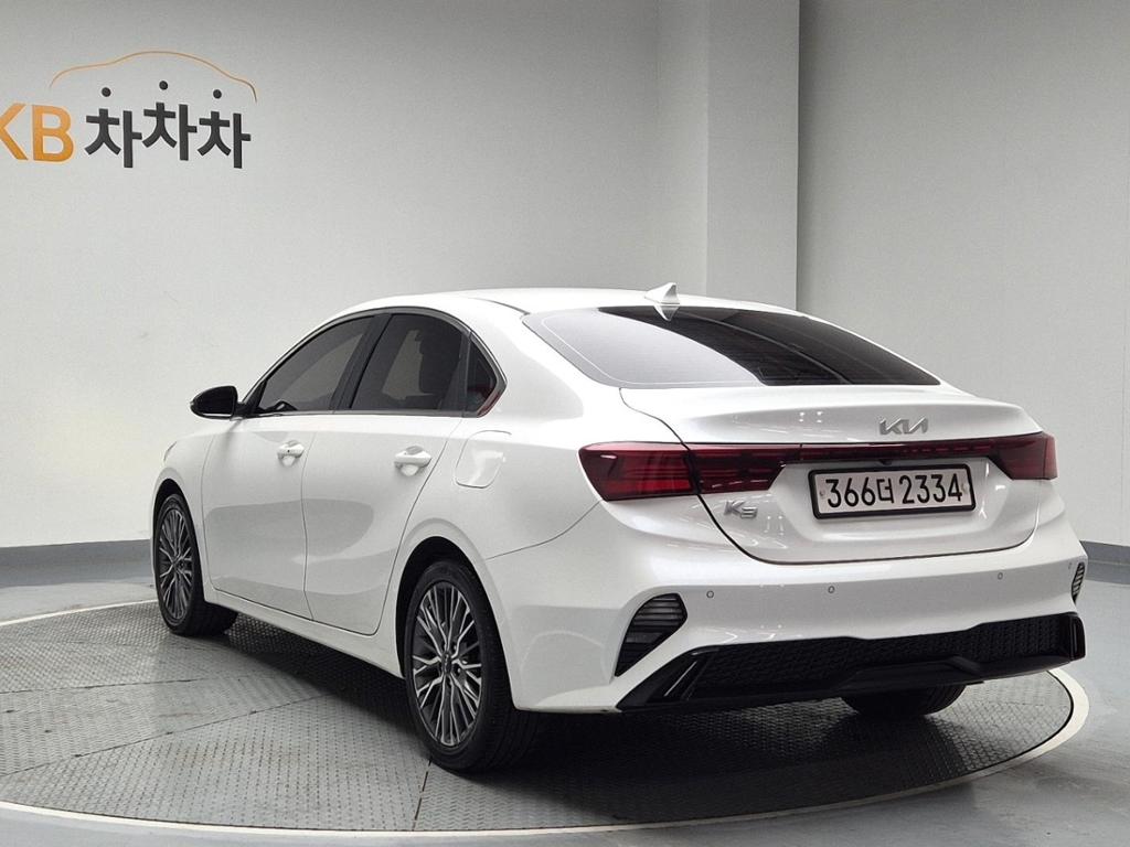 2022 KIA THE NEW K3 