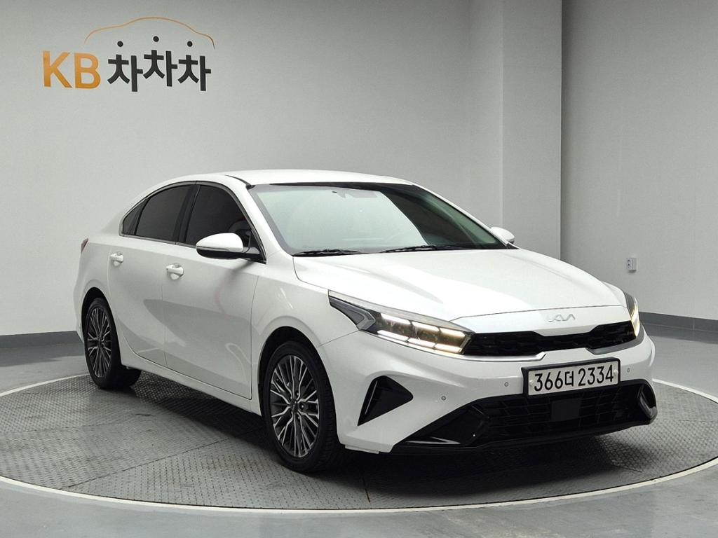 2022 KIA THE NEW K3 
