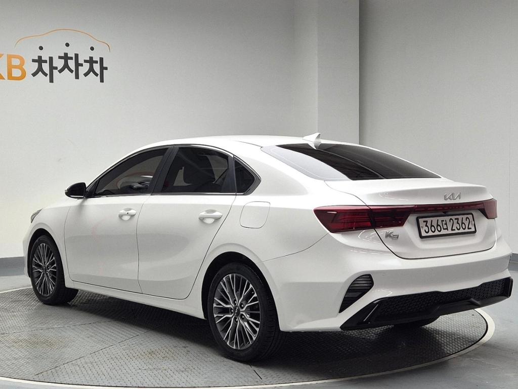 2022 KIA THE NEW K3 