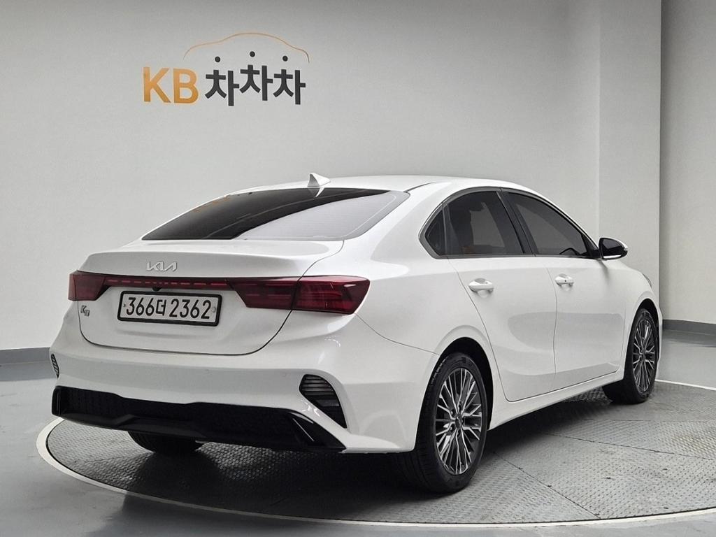 2022 KIA THE NEW K3 