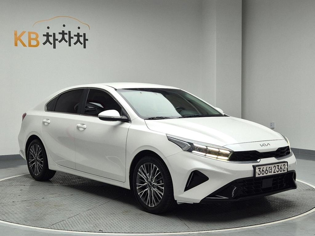 2022 KIA THE NEW K3 