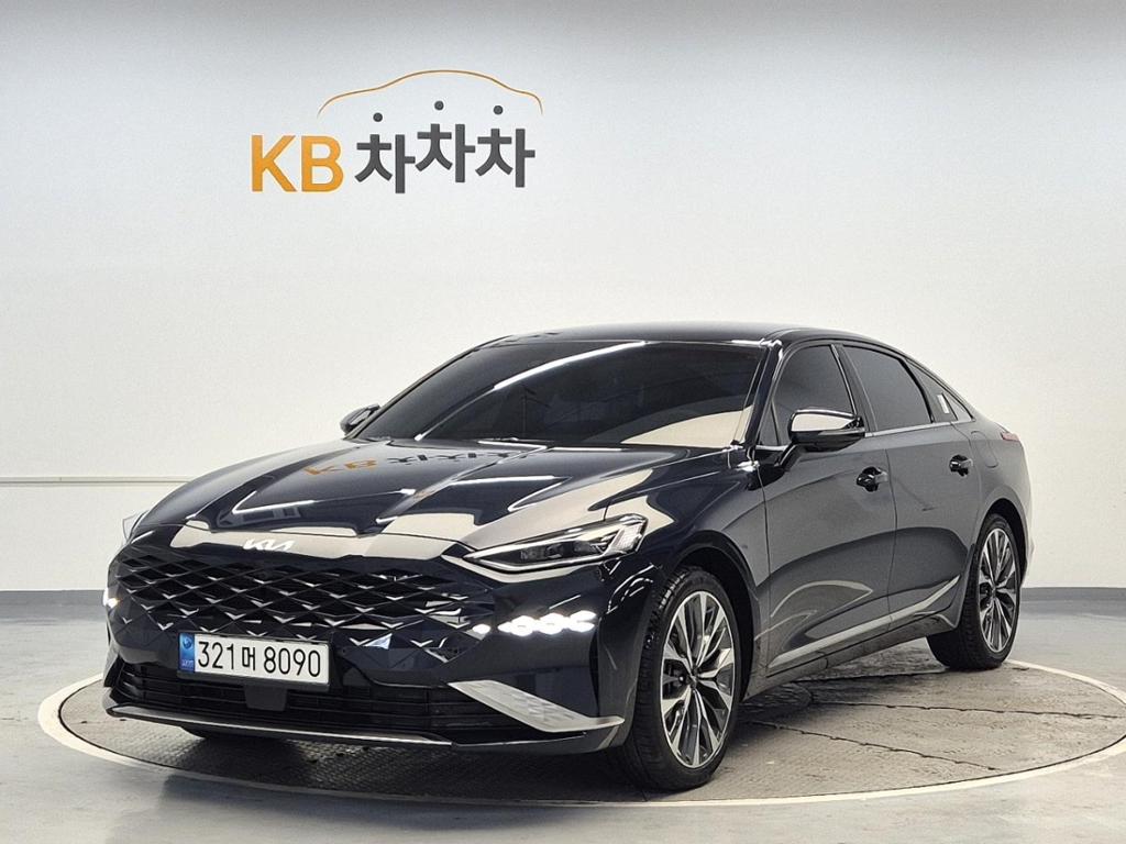 2023 KIA K8 