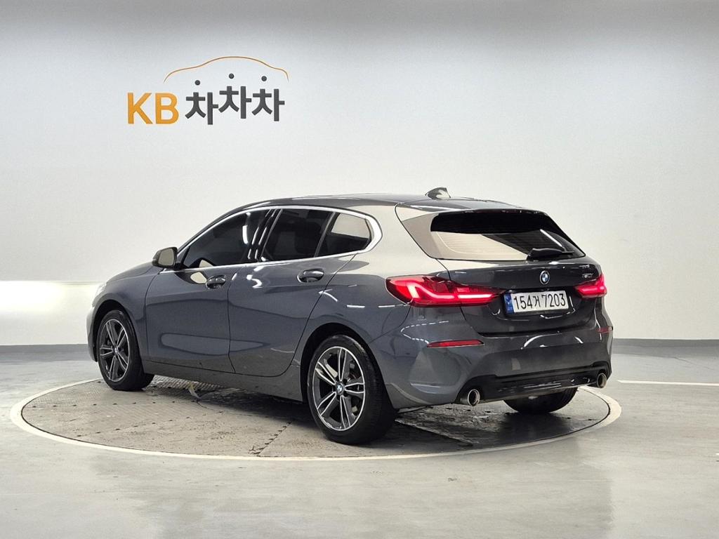 2022 BMW 1 Series (3Gen) 