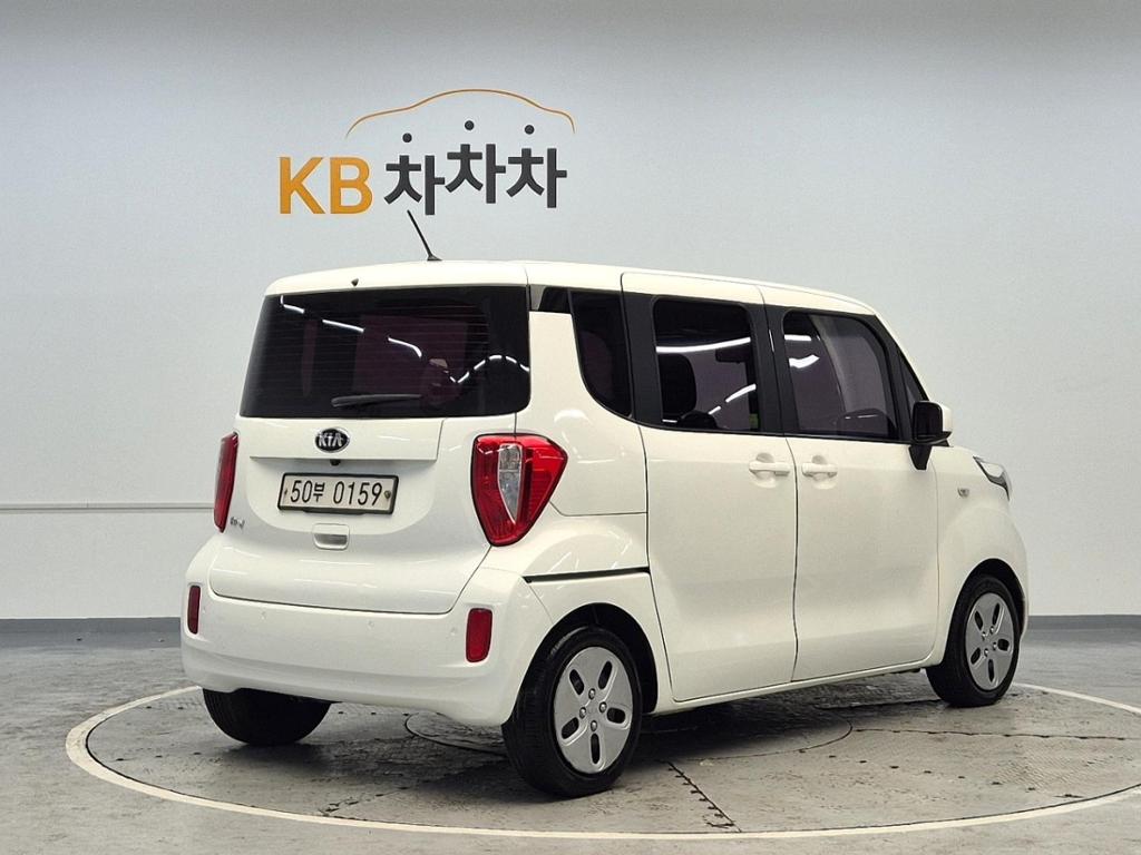 2016 KIA RAY 