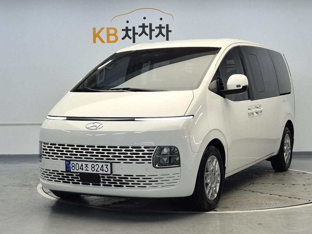 2023 HYUNDAI STARIA 