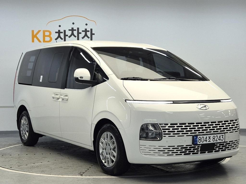 2023 HYUNDAI STARIA 