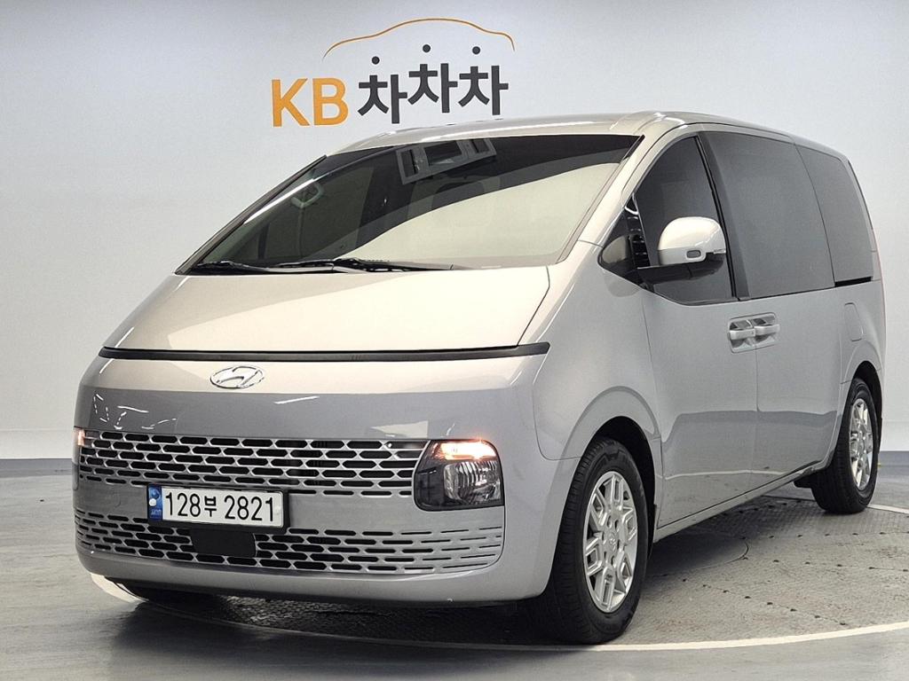 2022 HYUNDAI STARIA 