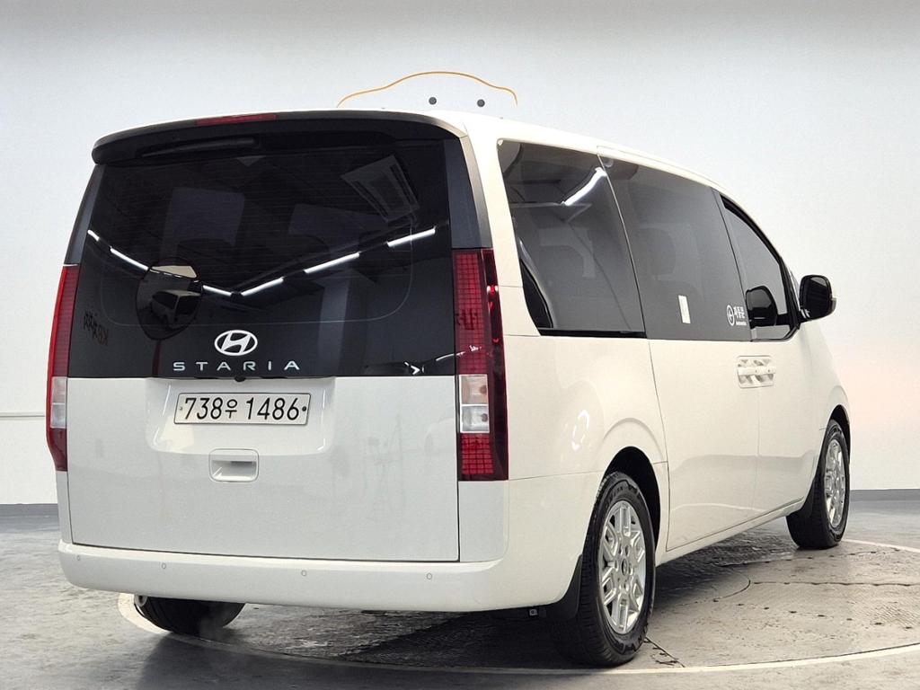 2025 HYUNDAI STARIA 