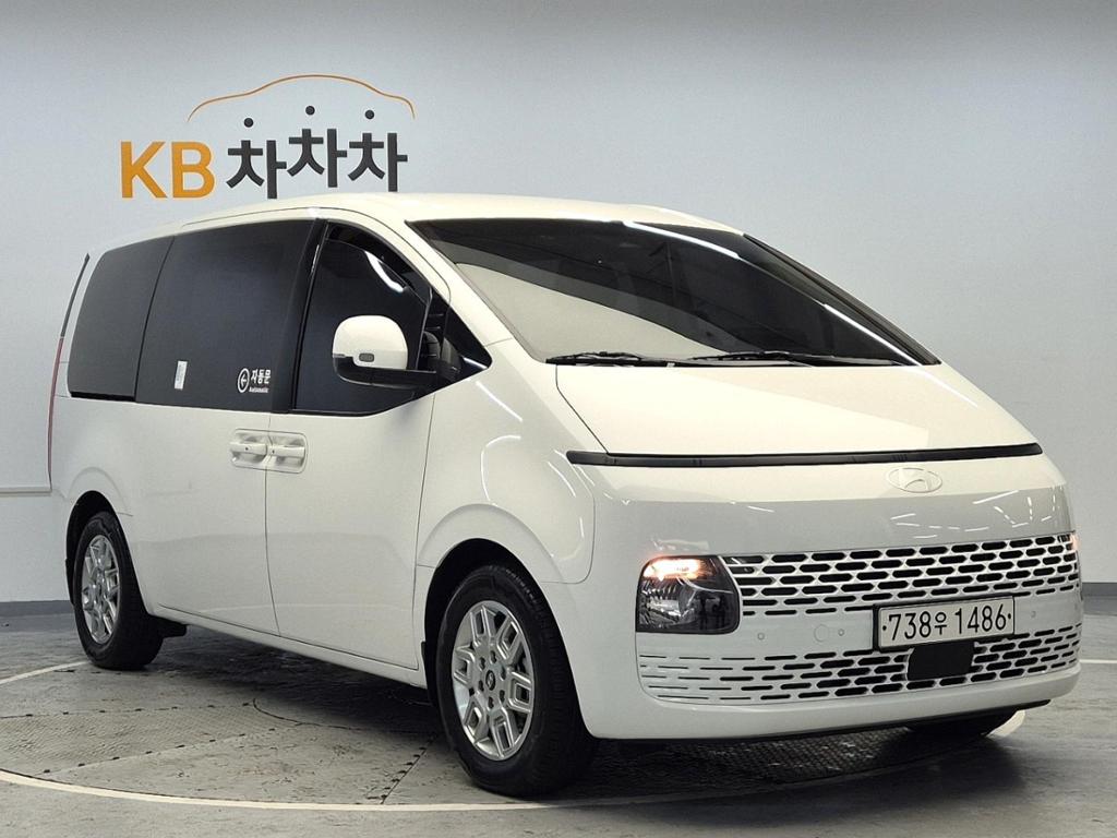 2025 HYUNDAI STARIA 