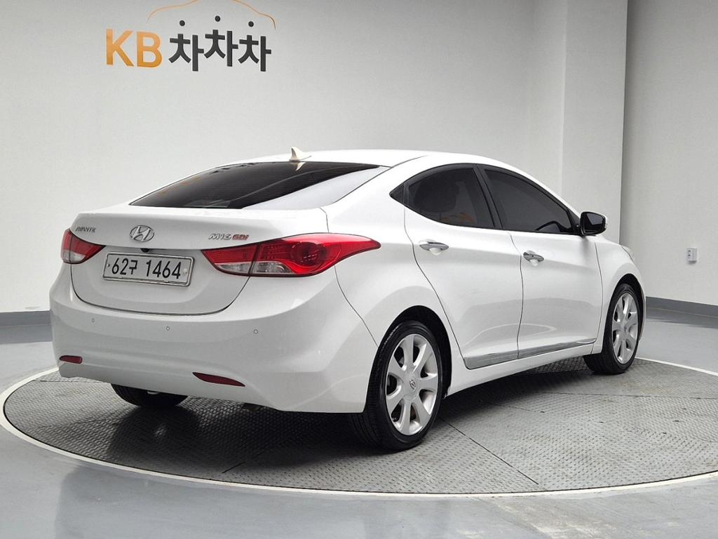 2011 HYUNDAI AVANTE MD 