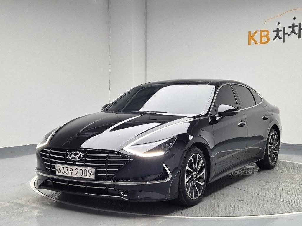 2020 HYUNDAI SONATA (DN8) 