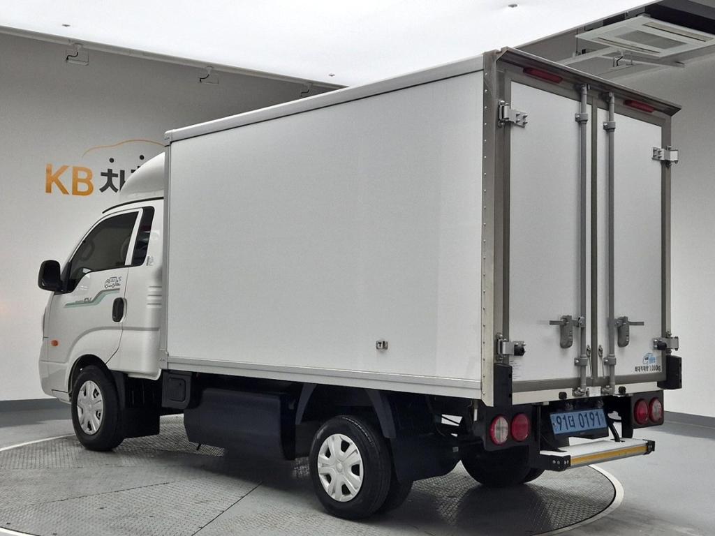 2024 KIA BONGO 3 EV 