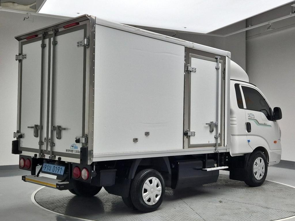 2024 KIA BONGO 3 EV 