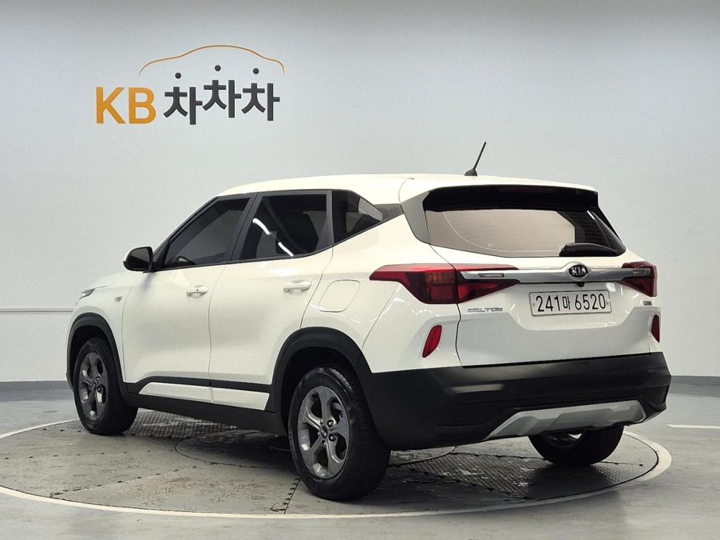 2022 KIA SELTOS 