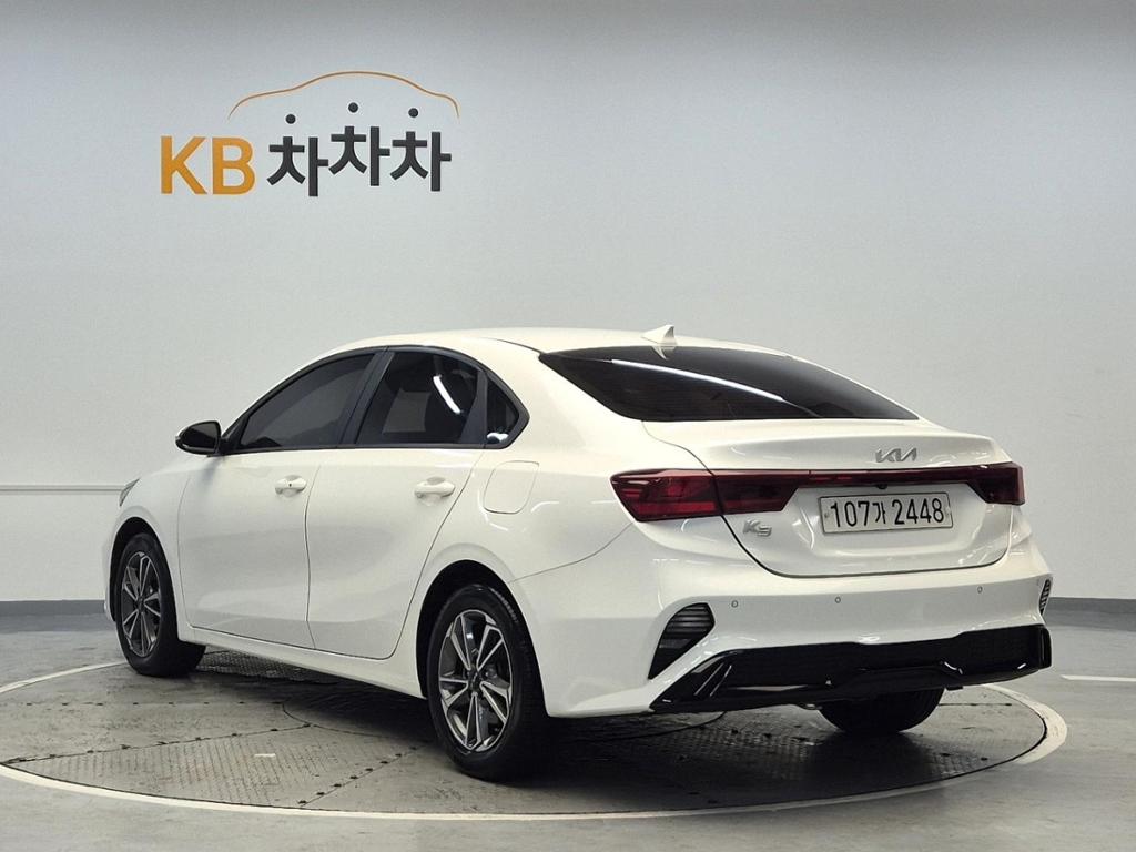2022 KIA THE NEW K3 