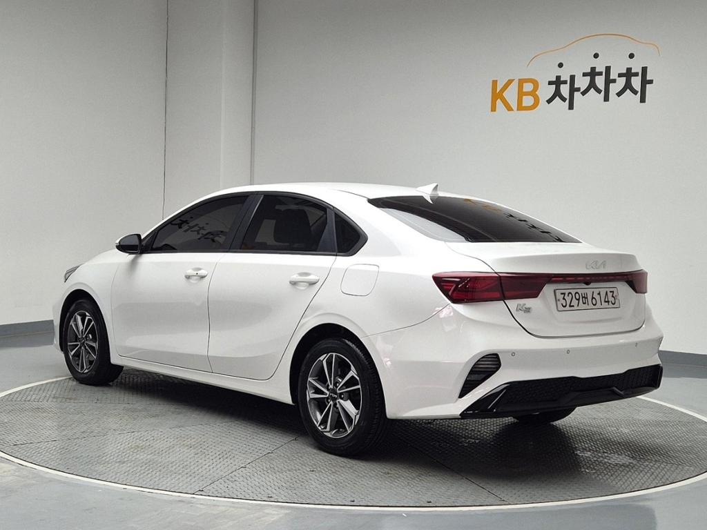 2022 KIA THE NEW K3 