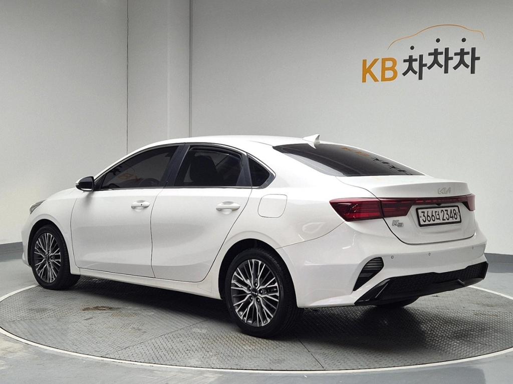 2022 KIA THE NEW K3 