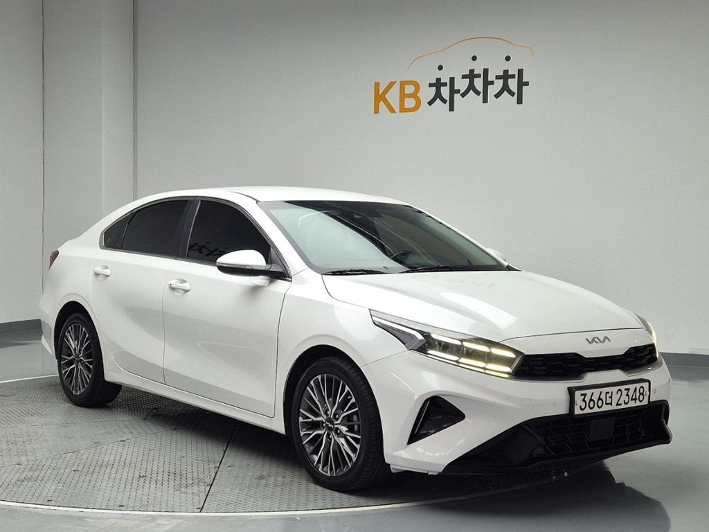 2022 KIA THE NEW K3 