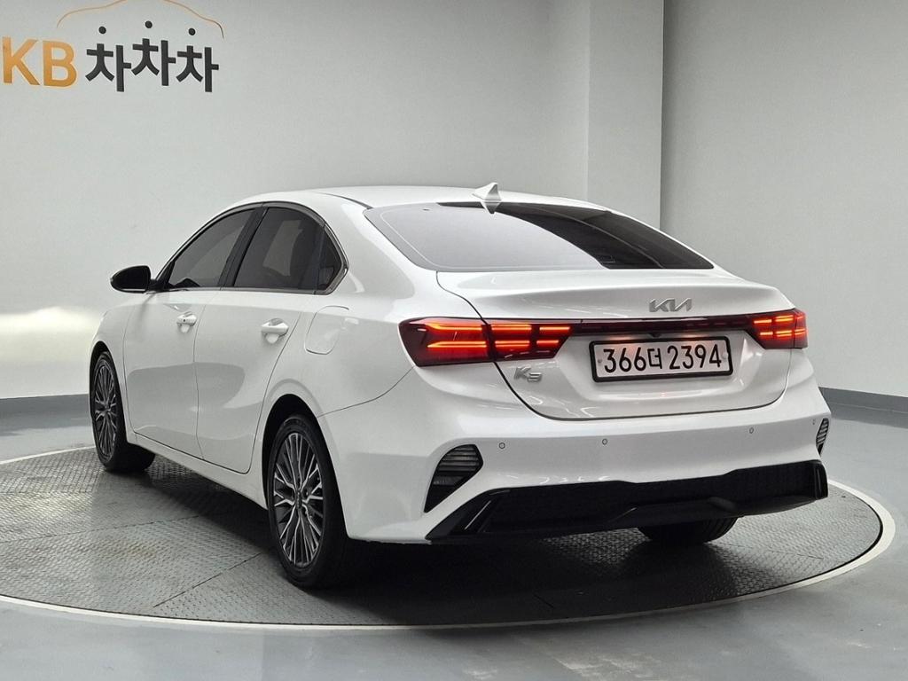 2022 KIA THE NEW K3 