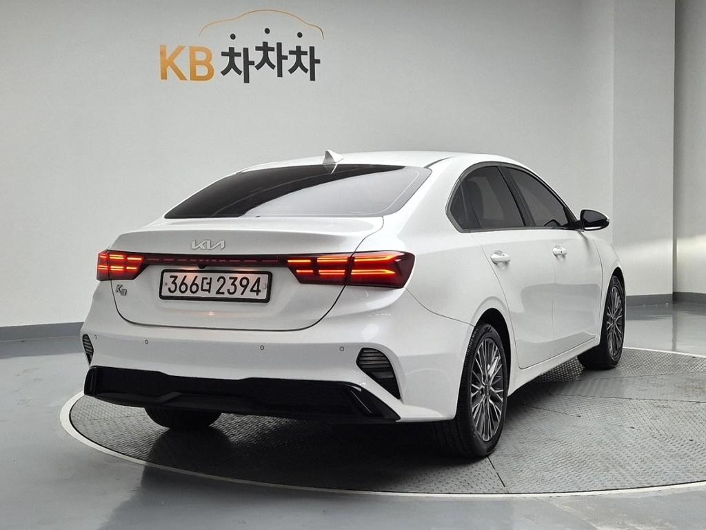 2022 KIA THE NEW K3 