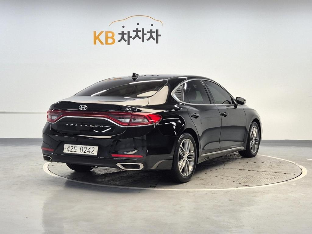 2017 HYUNDAI GRANDEUR IG 